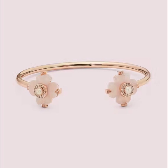 Kate Spade ๐ธ Spade Flower Flex Cuff Bracelet NWT with Dust Bag - Picture 1 of 4